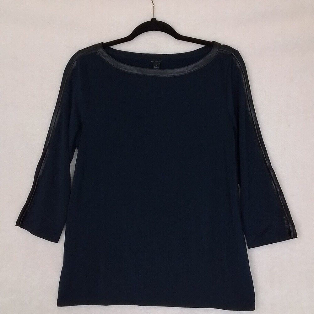 Ann Taylor Womens 3/4 Sleeve Blouse Size M w‎ Faux Leather Trim in Navy Blue